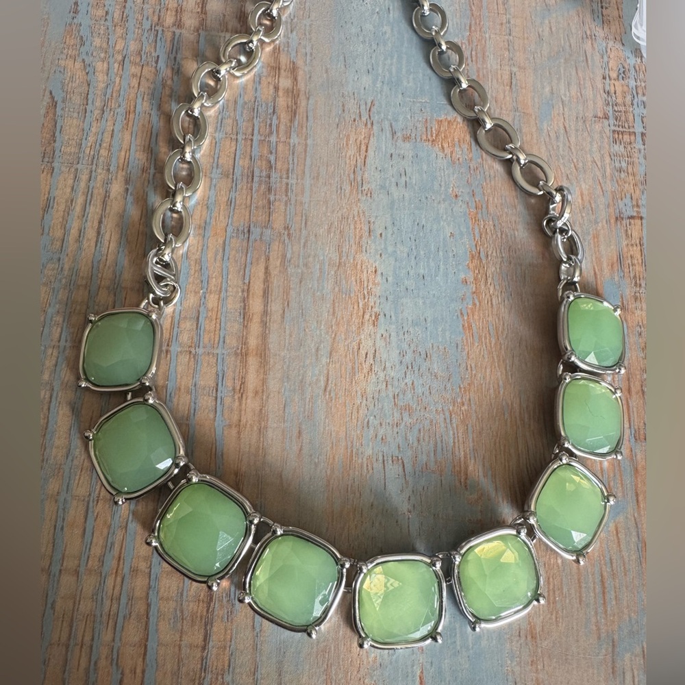NWT Lia Sophia Mint Faceted Resin 16” InfinitMe Necklace